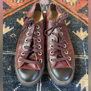 Vintage Converse Leather Sneakers M6W8